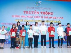 Báo Phụ nữ Việt Nam trao 35 suất học bổng Chương trình Mottainai cho học sinh Hà Nội (đợt 1)