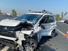 Hai ô tô biến dạng sau va chạm trên cao tốc Hà Nội – Hải Phòng đoạn qua huyện Thanh Hà