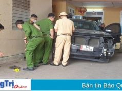 Ô tô bán tải lùi đâm thẳng vào nhà dân gây chết người