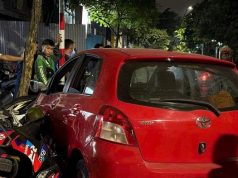 Ô tô gây tai nạn liên hoàn ở Hà Nội